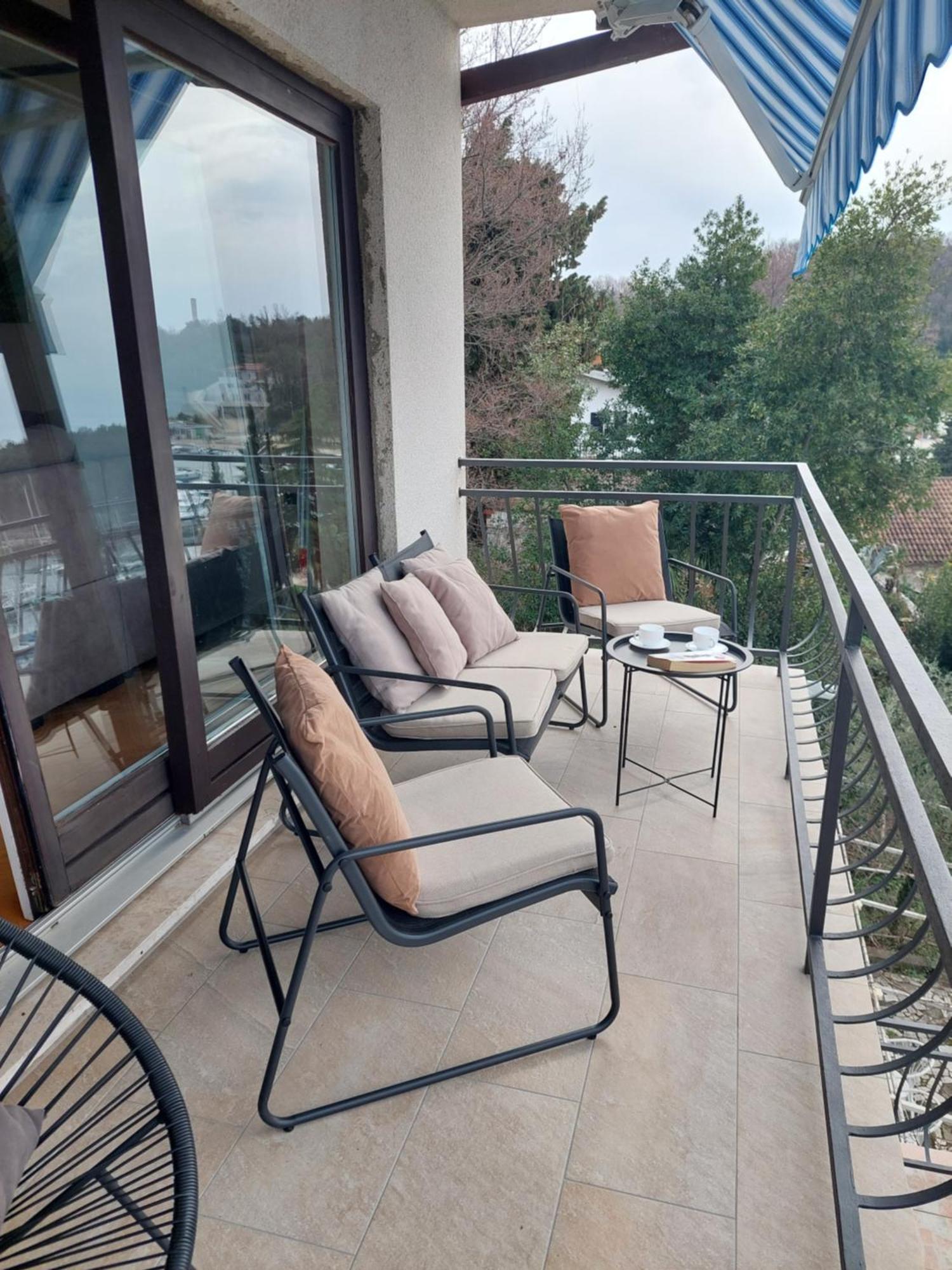 Apartman Marija II Omišalj المظهر الخارجي الصورة