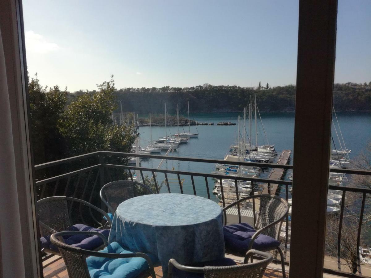 Apartman Marija II Omišalj المظهر الخارجي الصورة